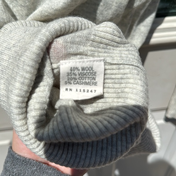 EUC long sweater grey with sequins perfect with leggings size small - Picture 4 of 4